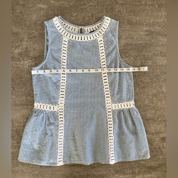 Doe & Rae Sleeveless Top - Picture 8 of 9